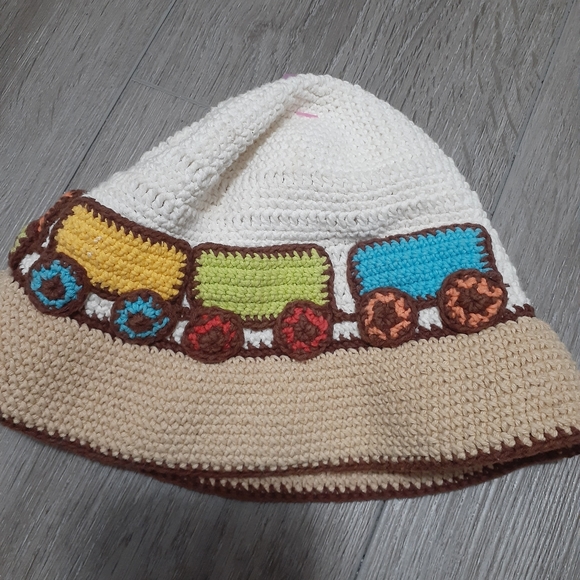 Day Lee Crochet Train Hat 1-2 Years - Picture 2 of 4